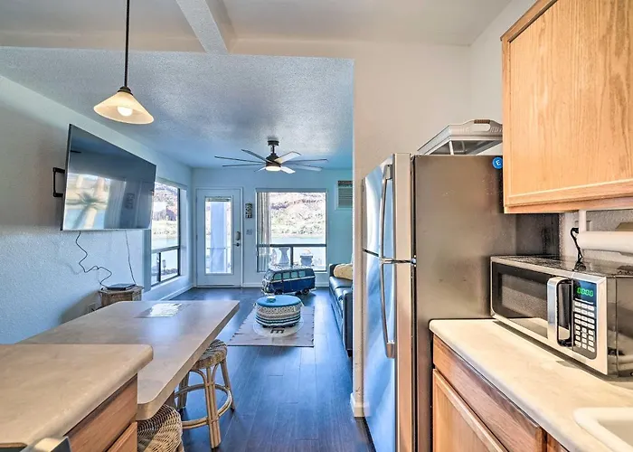 Apartament Nestled On The Colorado River!