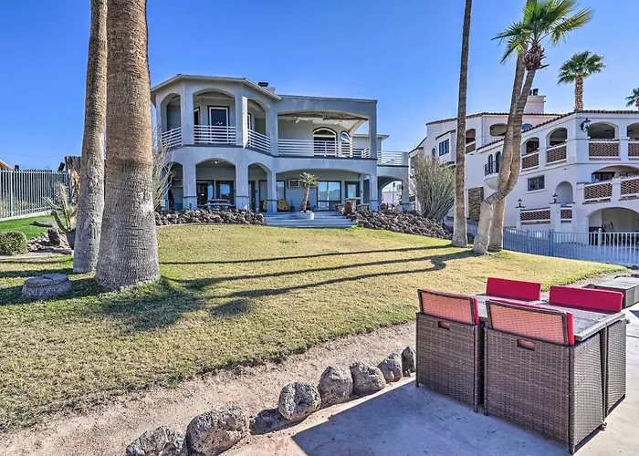 Nestled On The Colorado River!