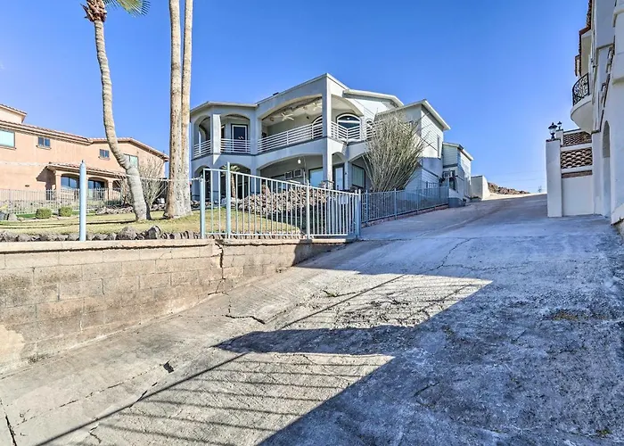 Nestled On The Colorado River! Apartment *